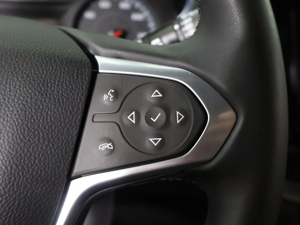 Used 2023 Summit White Chevrolet LT image 45