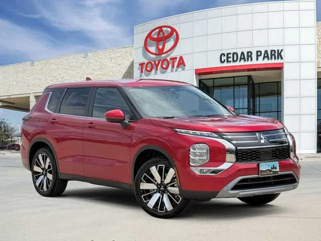 2025 Mitsubishi Outlander SE S-AWC's photo