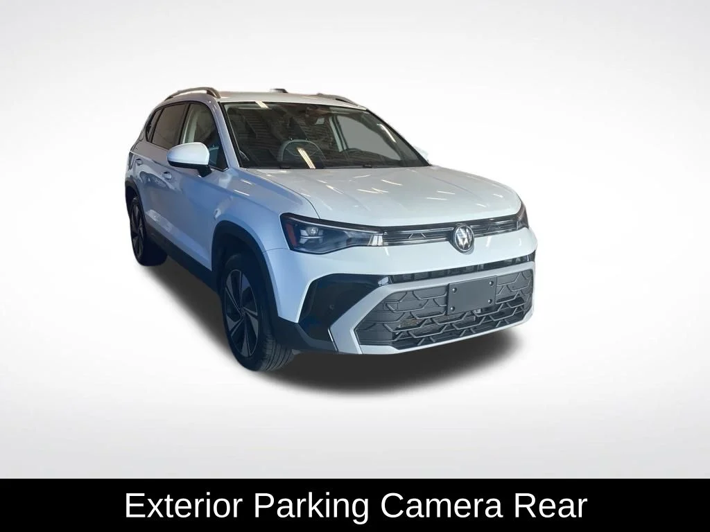 Used 2025  Volkswagen 1.5T SE image 14