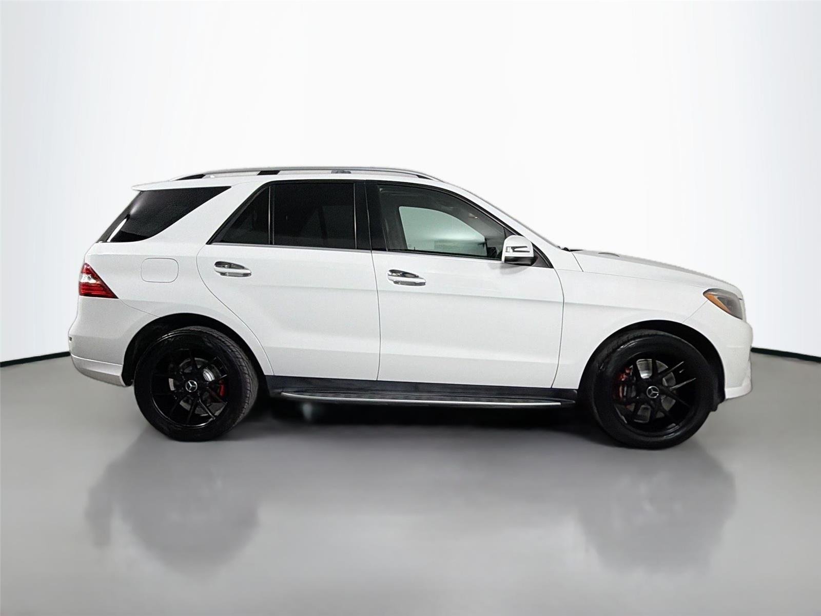Used 2014 Polar White Mercedes-Benz ML 350 image 5