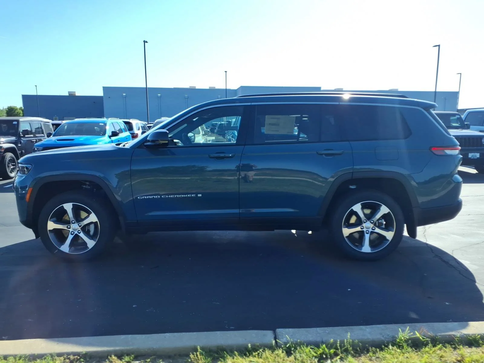 New 2026 Steel Blue Jeep Limited image 3