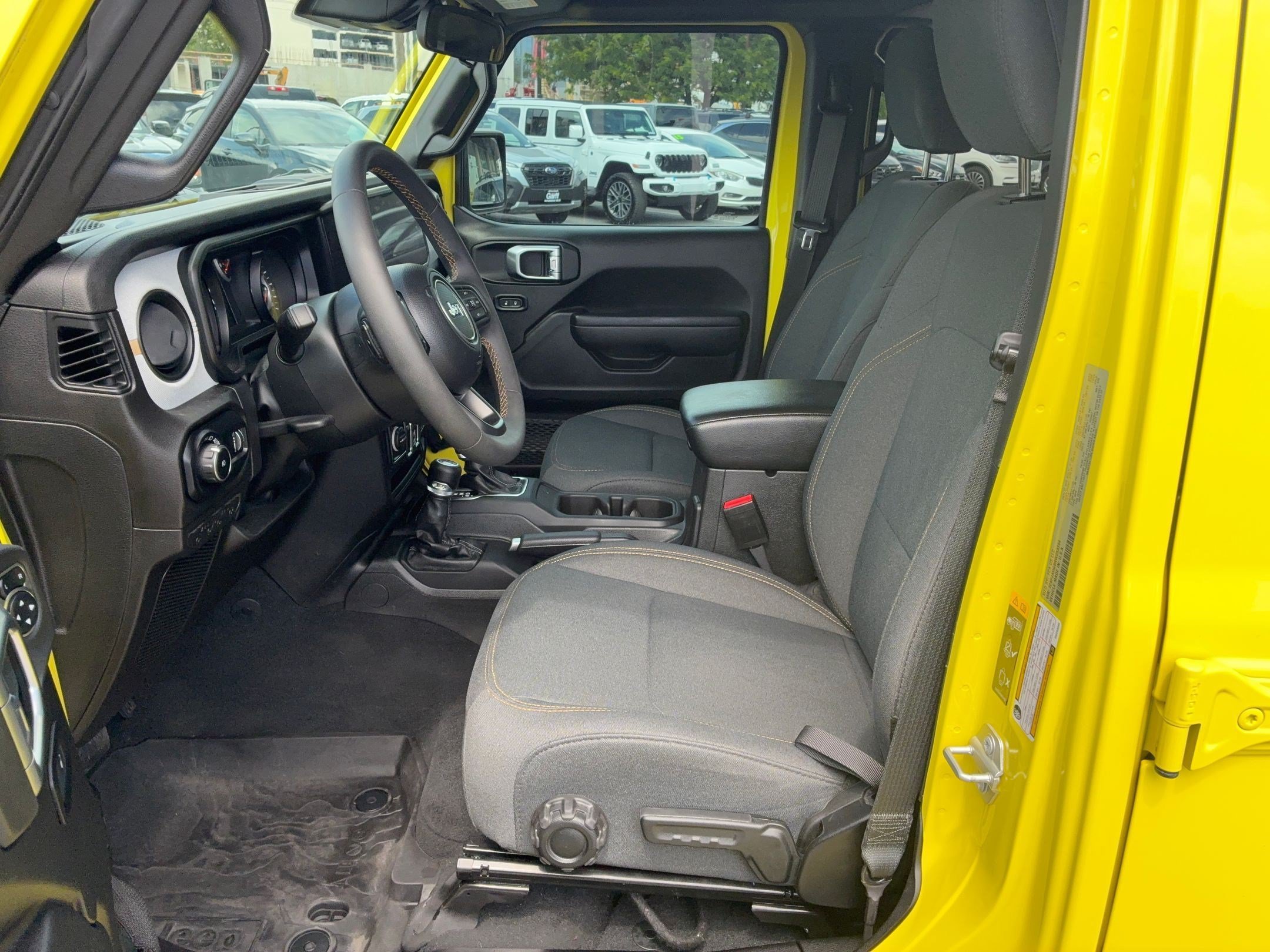 Ken Garff Cert 2024 High Velocity Clearcoat Jeep Sport S image 15