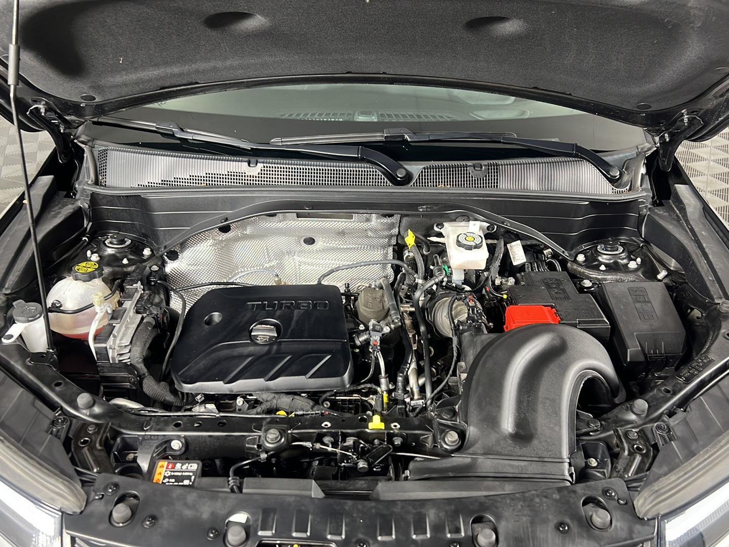 Used 2025 Mosaic Black Metallic Chevrolet LT image 19