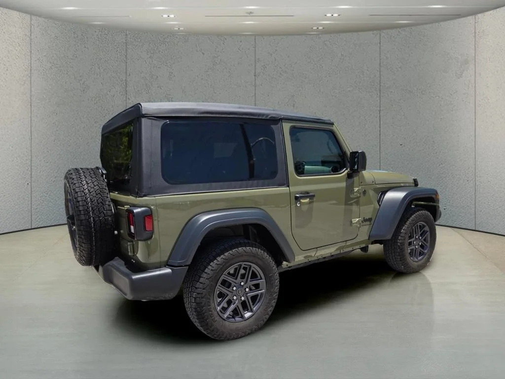 Certified Used 2025 41 Jeep Sport S image 31