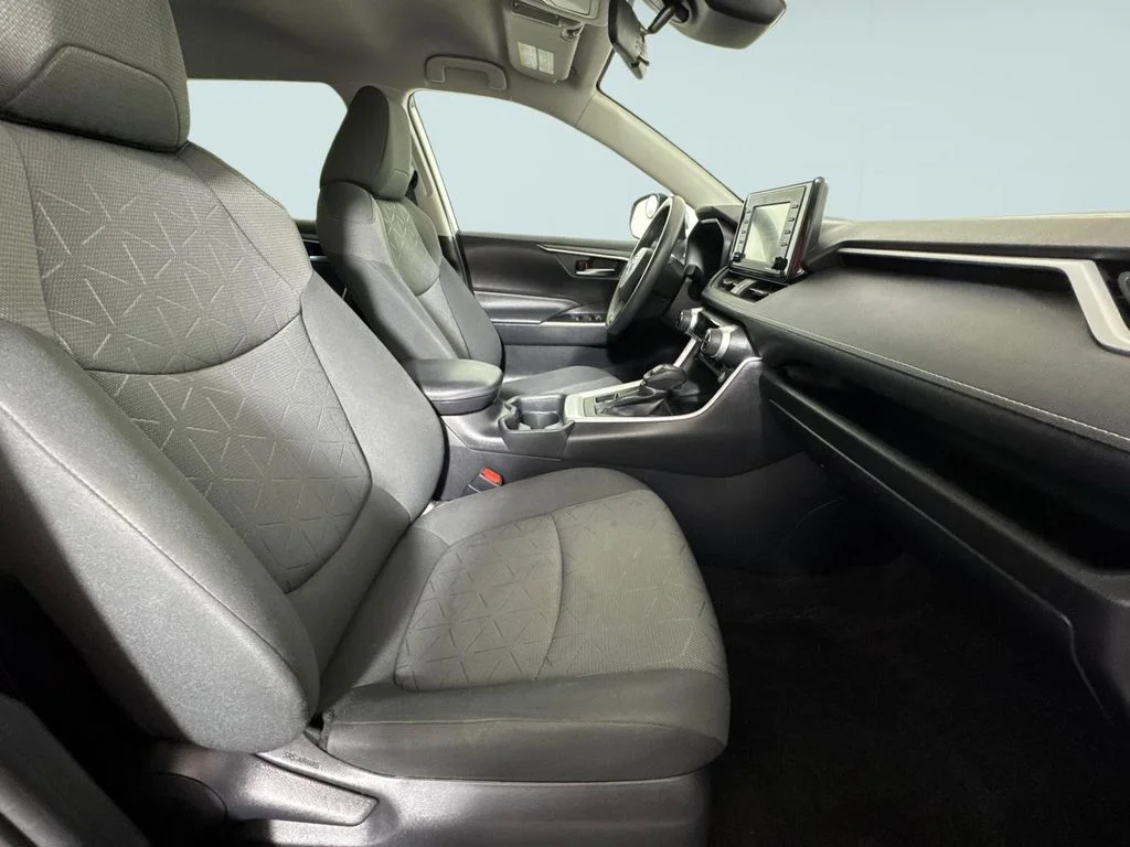Used 2020 Silver Sky Metallic Toyota XLE image 8