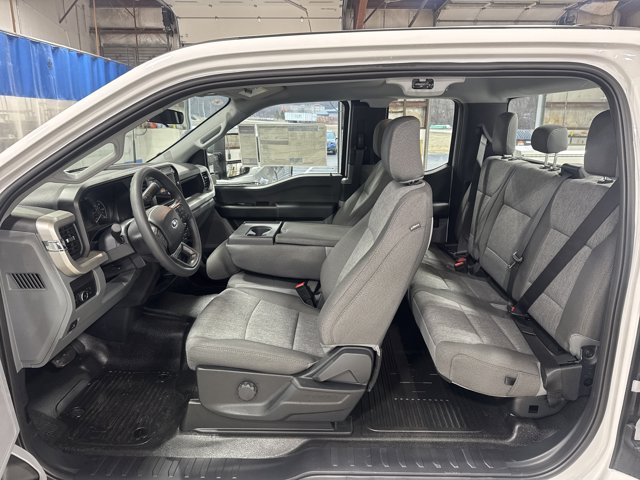 New 2026 Oxford White Ford F-350® XL image 27