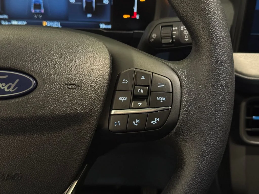 New 2026 White Ford XLT image 32