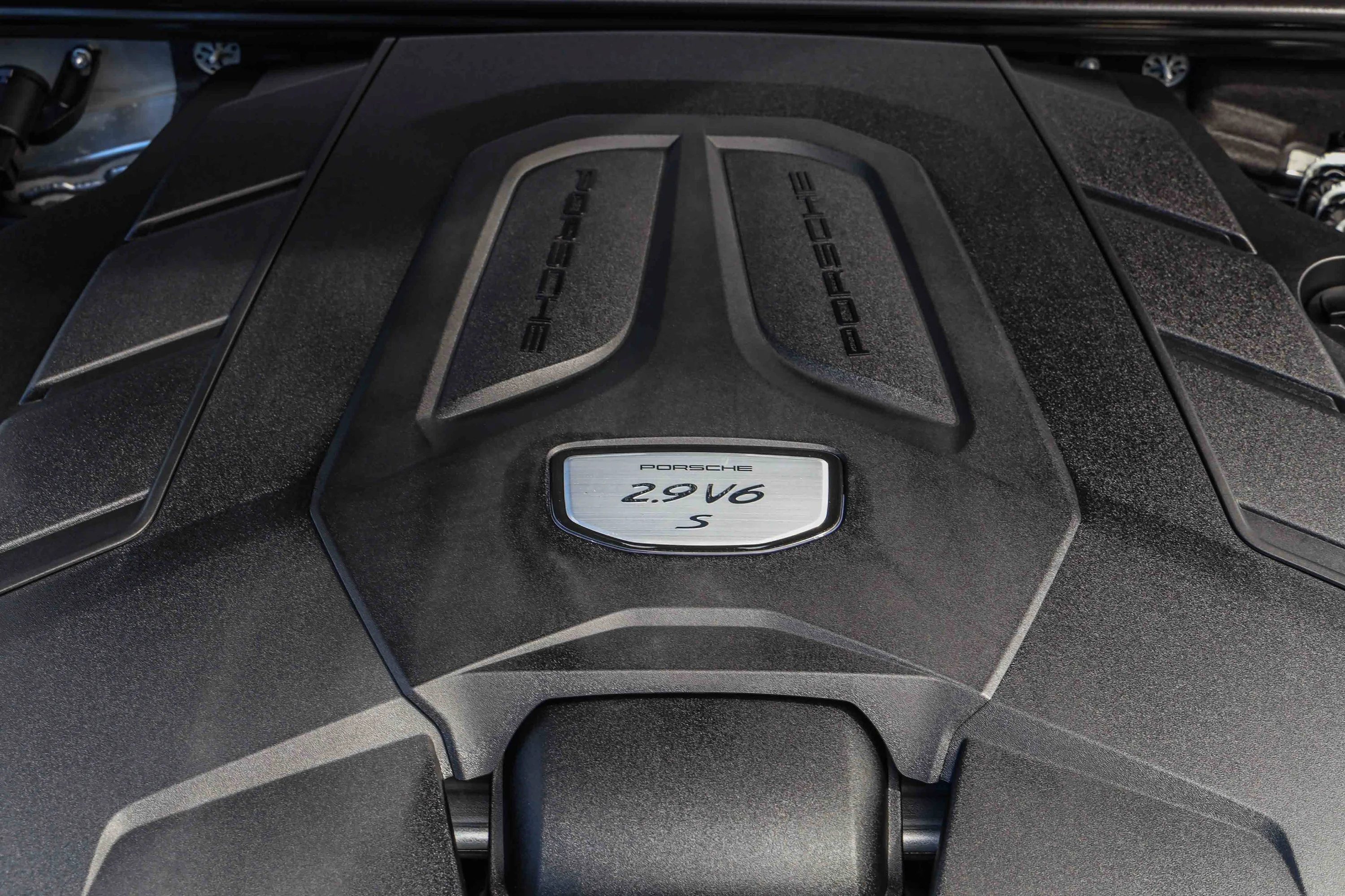 Used 2022 Gray Porsche  image 27