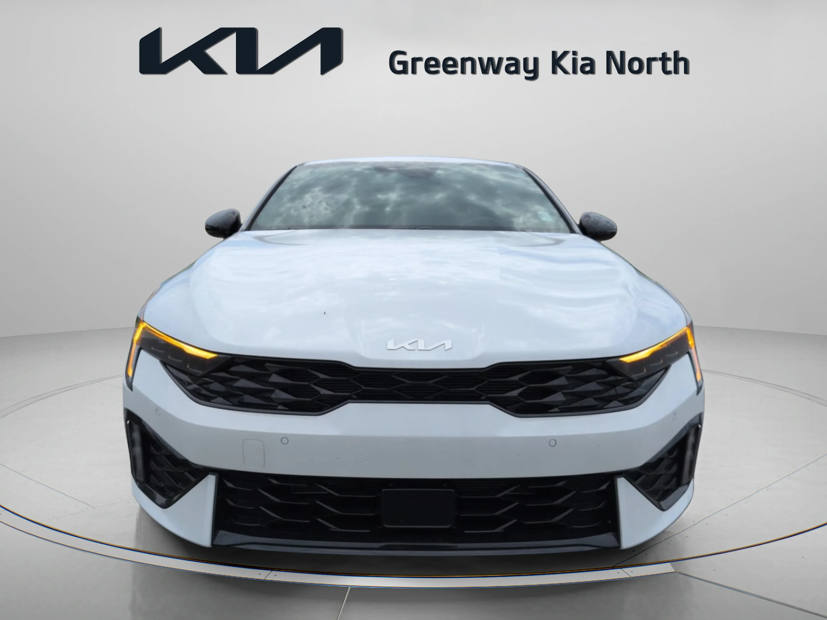 Used 2025 Snow White Pearl Kia GT-Line image 2
