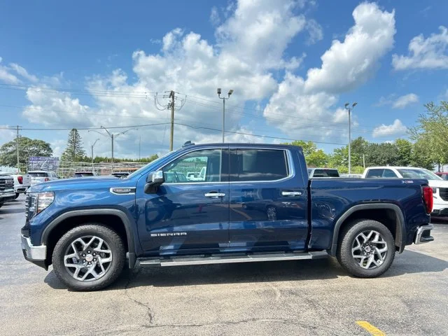 Used 2023 PACIFIC BLUE METALLIC GMC SLT image 4