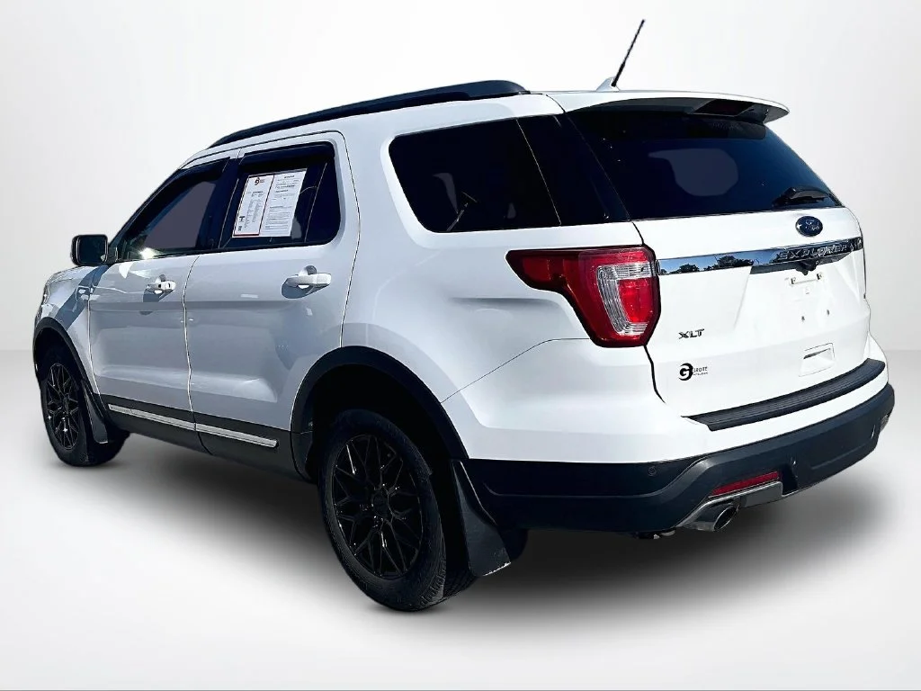 Used 2019 White Ford XLT image 14