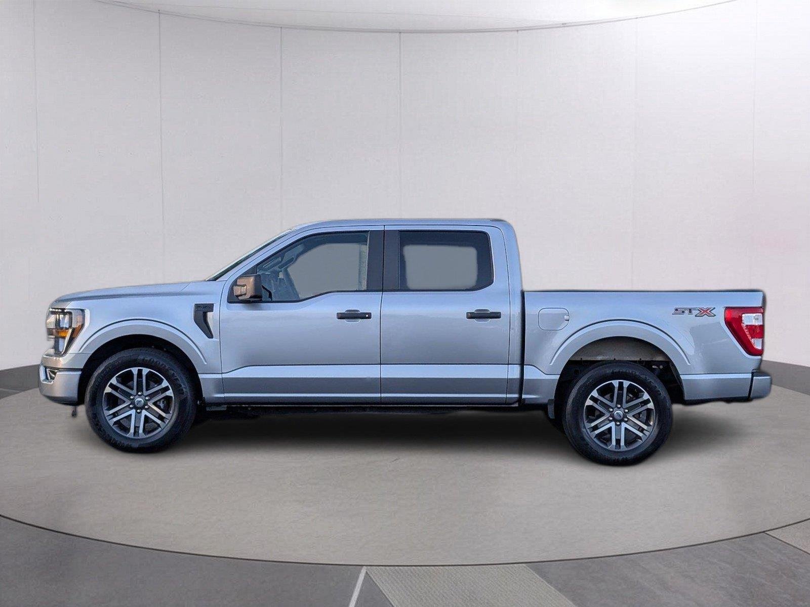 Used 2023 Iconic Silver Ford XL image 2