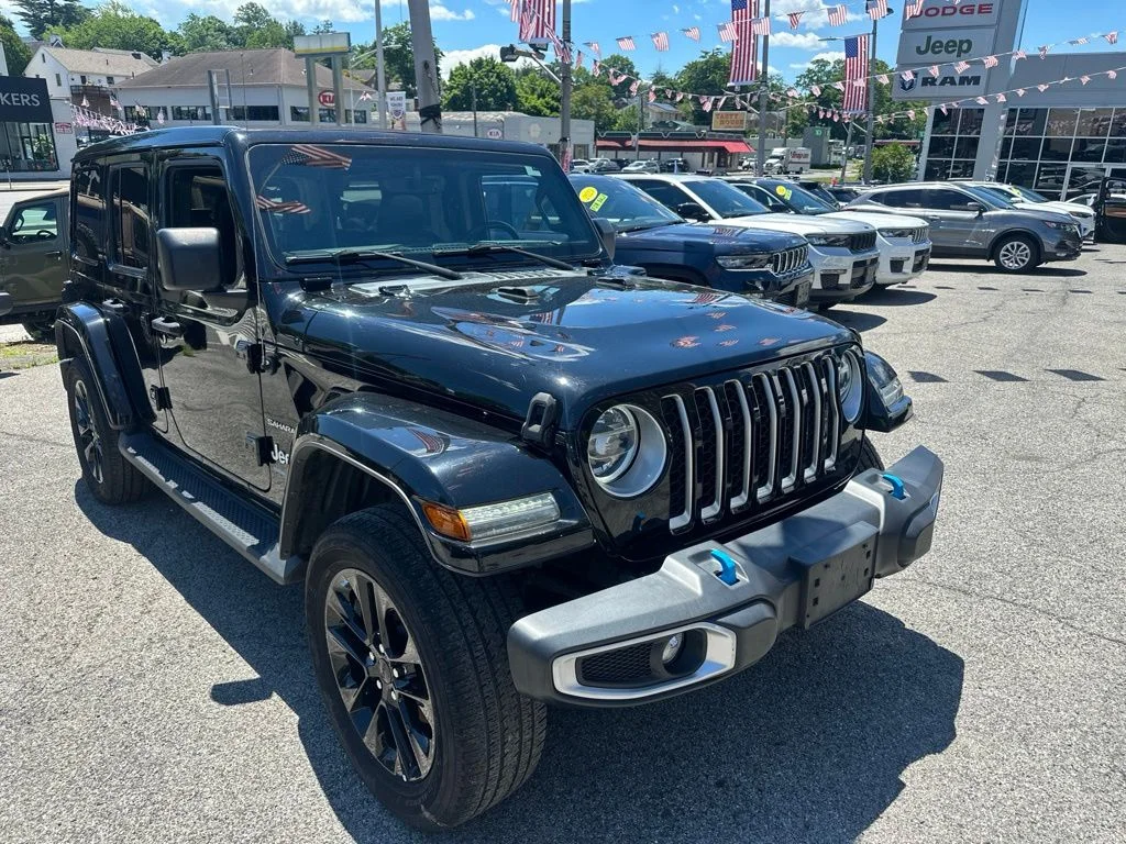 Used 2022 Black Jeep Unlimited Sahara 4xe image 2