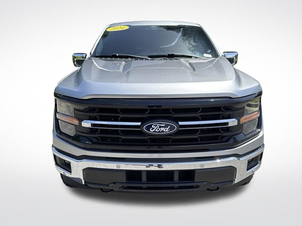 Used 2024 Silver Ford XLT image 2