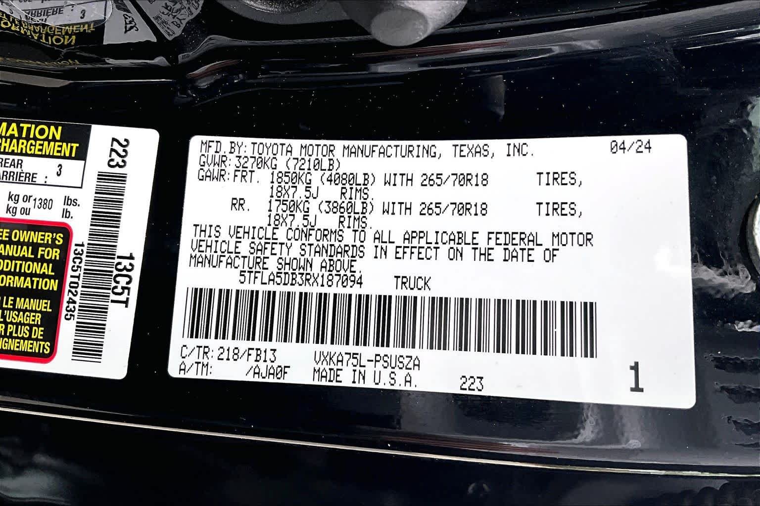 Used 2024 Midnight Black Metallic Toyota SR5 image 32