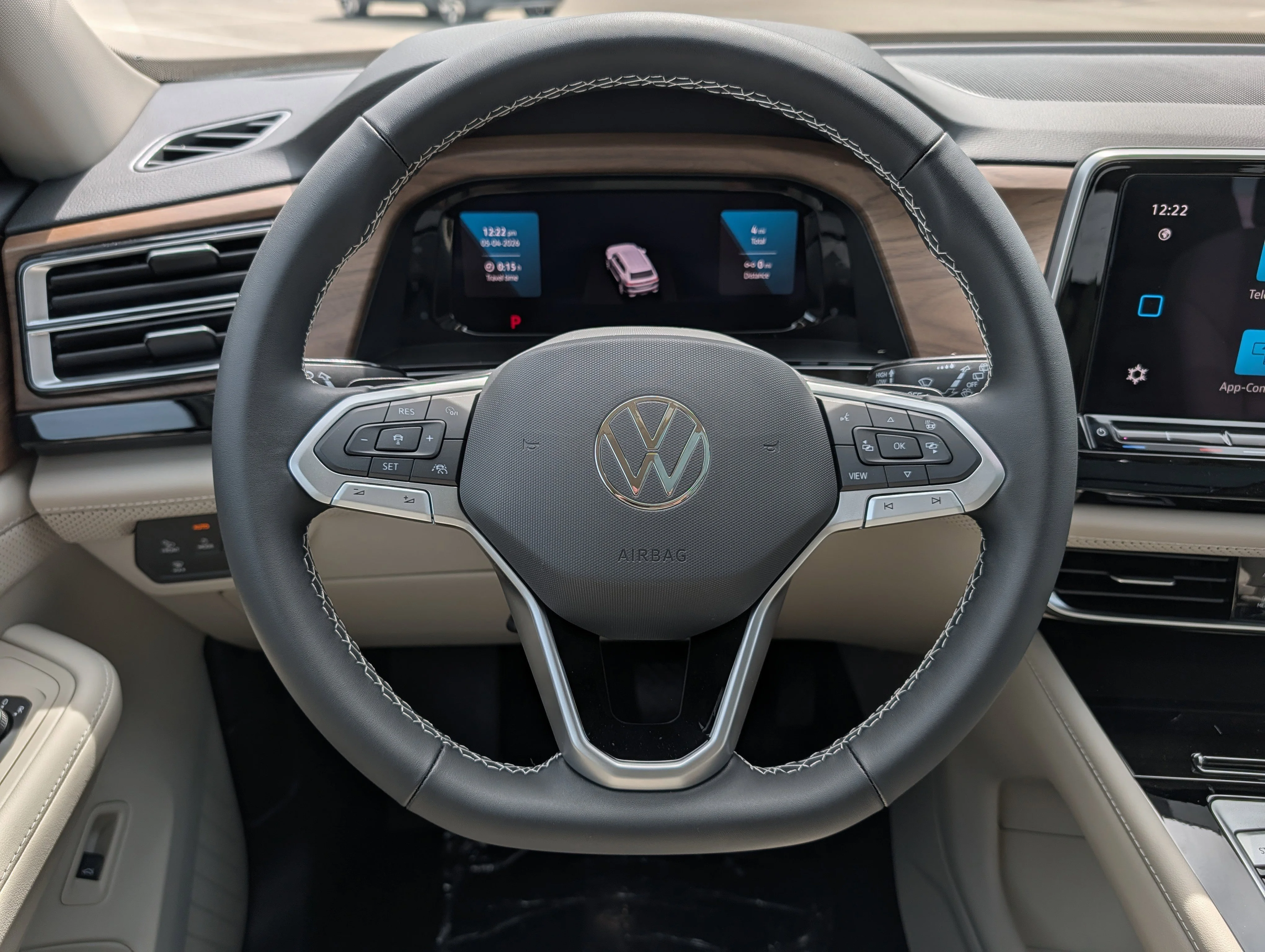 New 2026 Opal White Pearl Volkswagen 2.0T SE w/Technology image 9