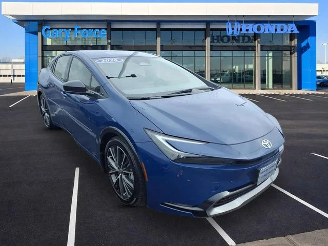 2026 Toyota Prius XLE AWD's photo