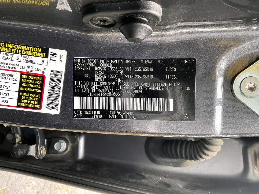 Used 2021 Magnetic Gray Metallic Toyota XLE image 36