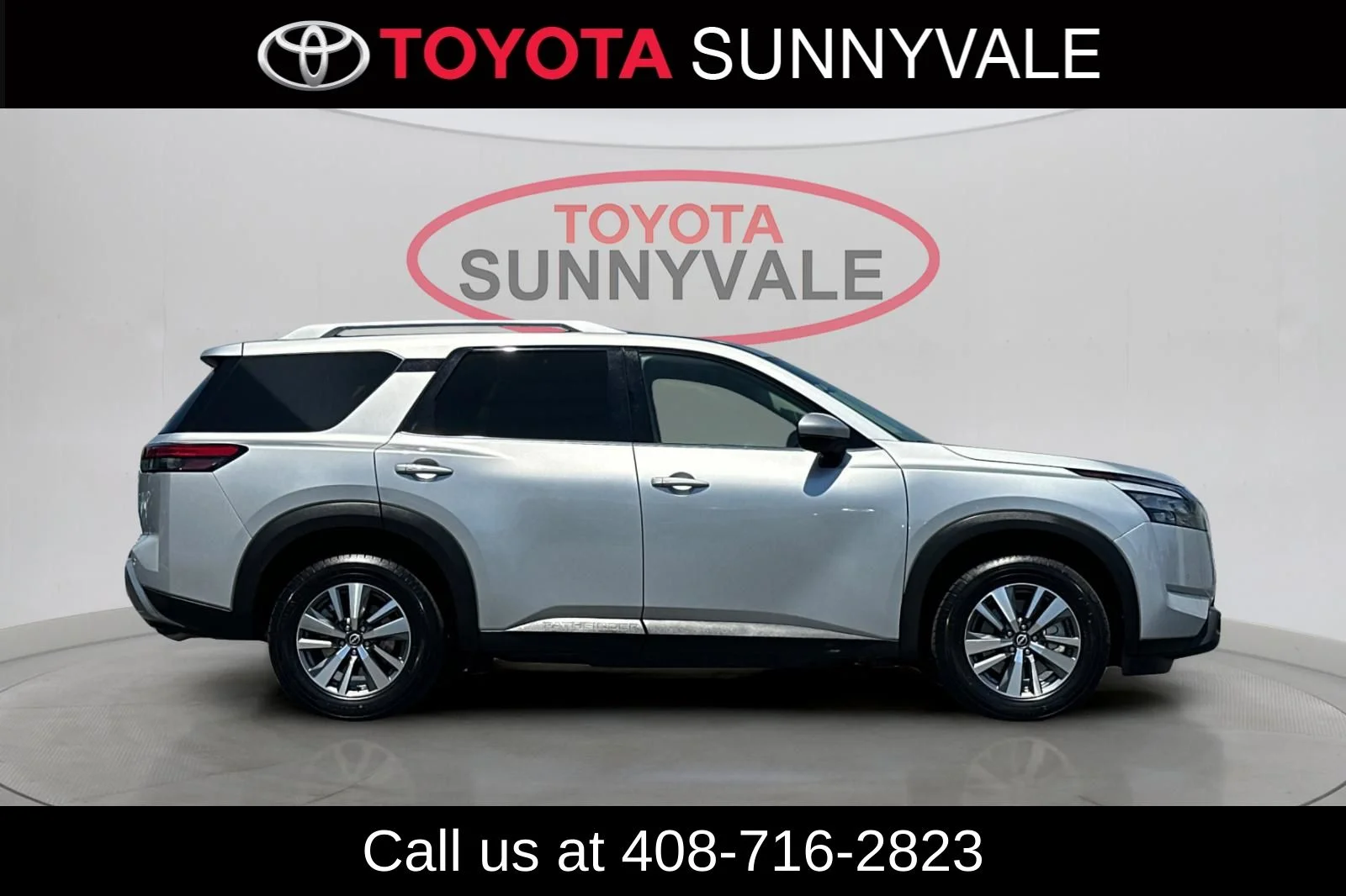 Used 2025 Silver Nissan SL image 9