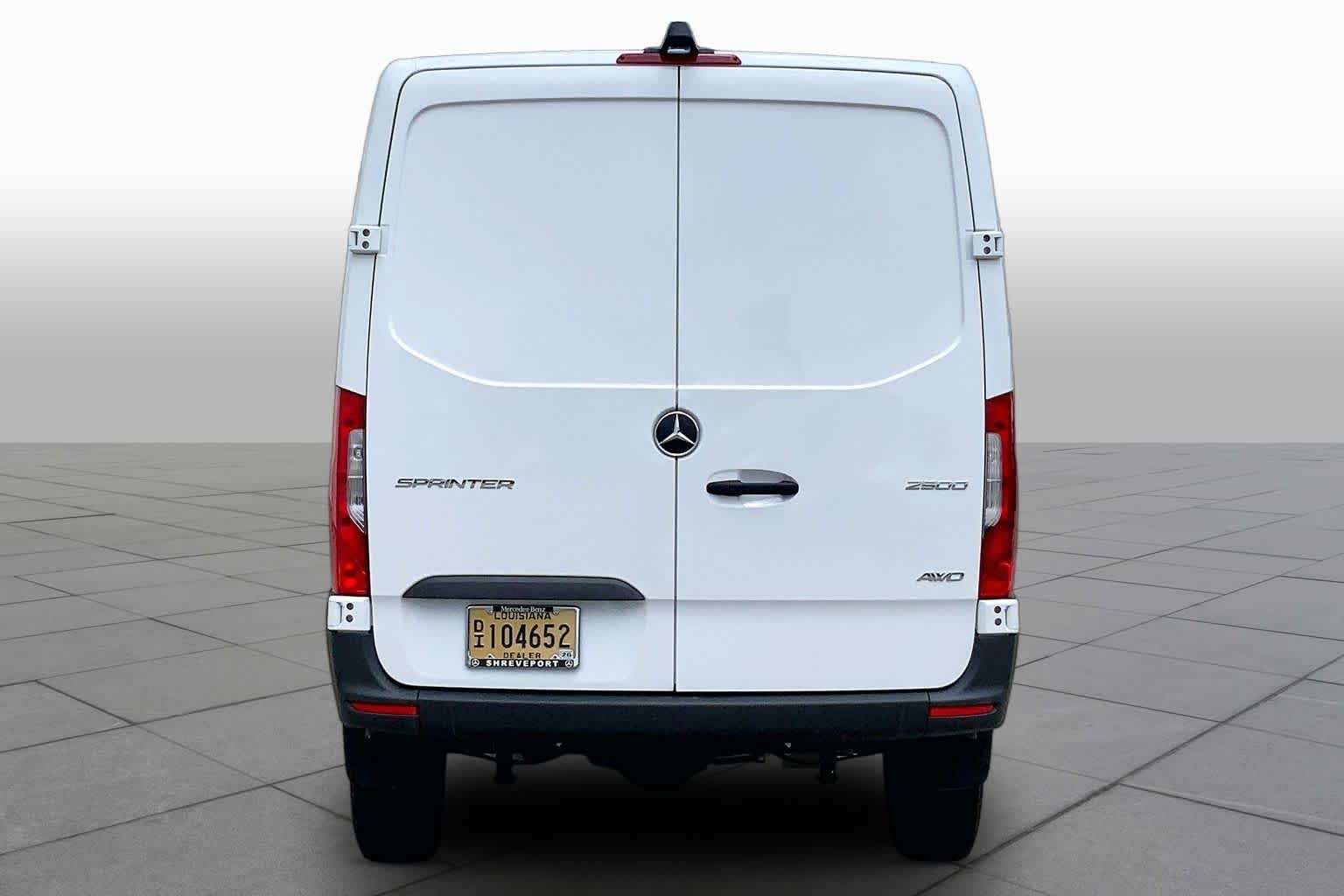 New 2025 Arctic White Mercedes-Benz  image 4