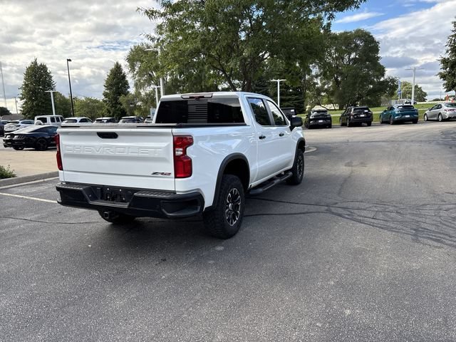 Used 2022  Chevrolet ZR2 image 13