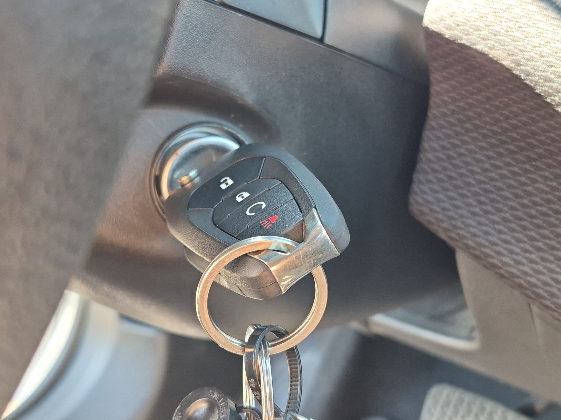 Used 2019 White Chevrolet LS image 17