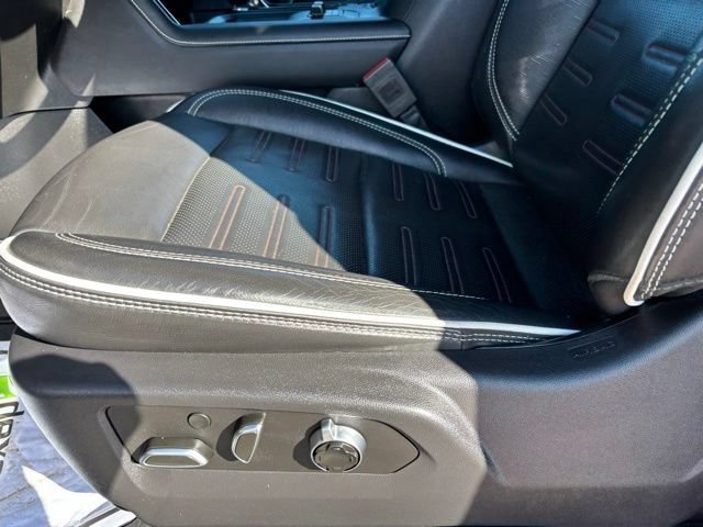 Used 2025 Summit White GMC AT4X image 16