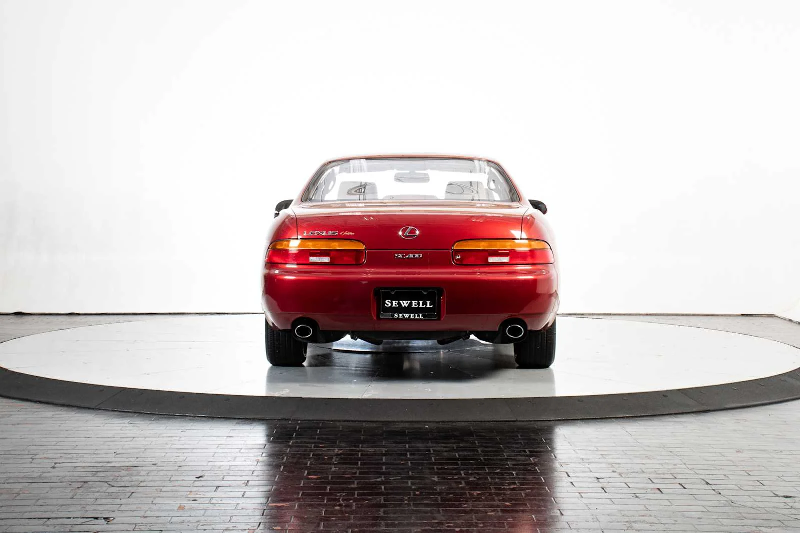 Used 1992 GARNET PEARL Lexus  image 5