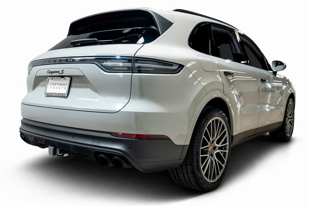 Used 2022  Porsche S Platinum Edition image 9
