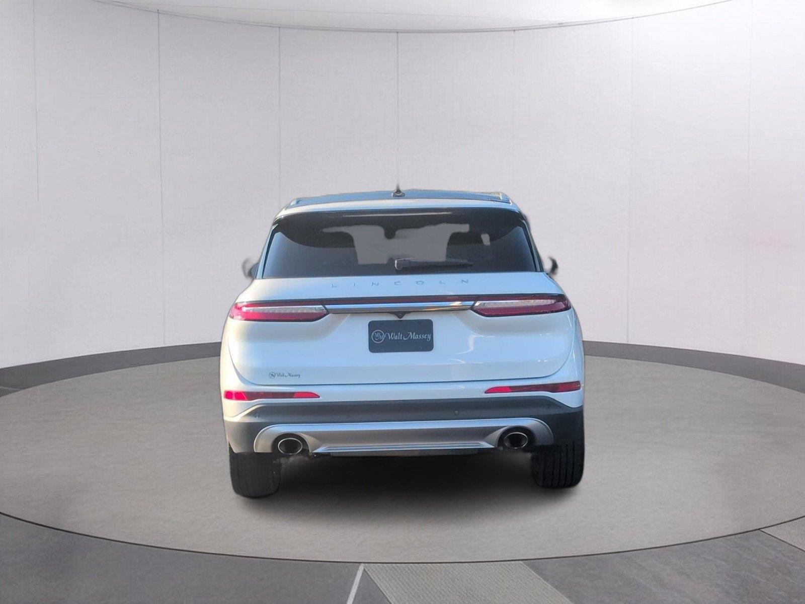 Used 2022 Pristine White Metallic Tri-Coat Lincoln Reserve image 4