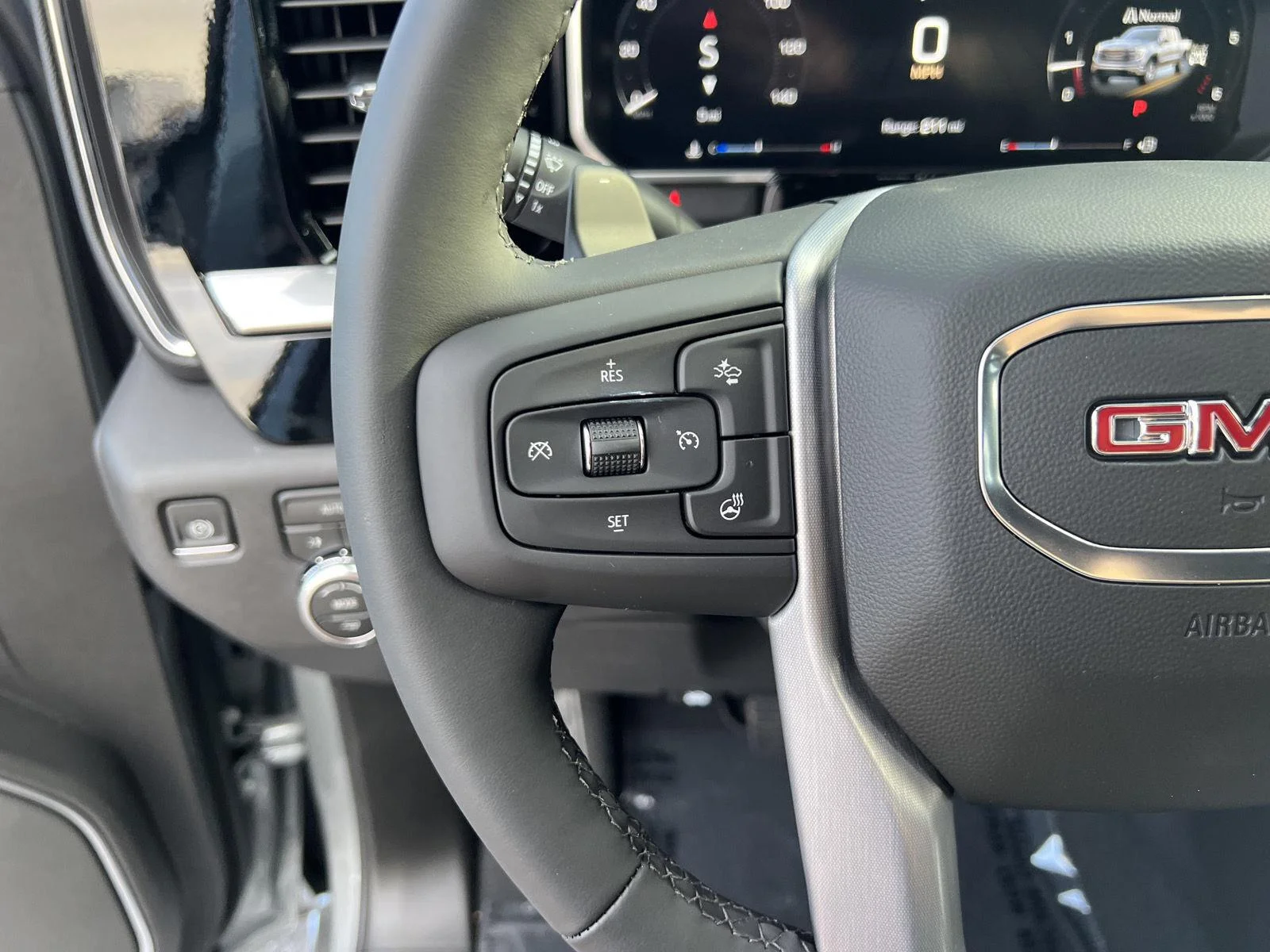 2026 GMC Sierra 1500 SLT - Photo 24