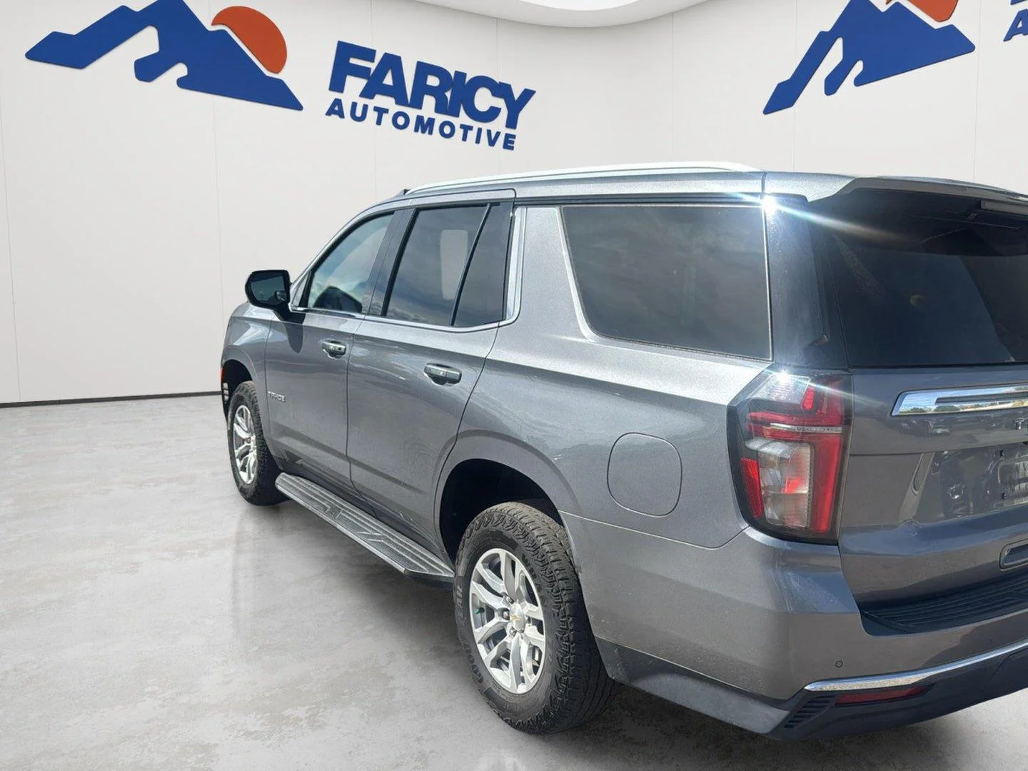 Used 2021 Satin Steel Metallic Chevrolet LT image 7