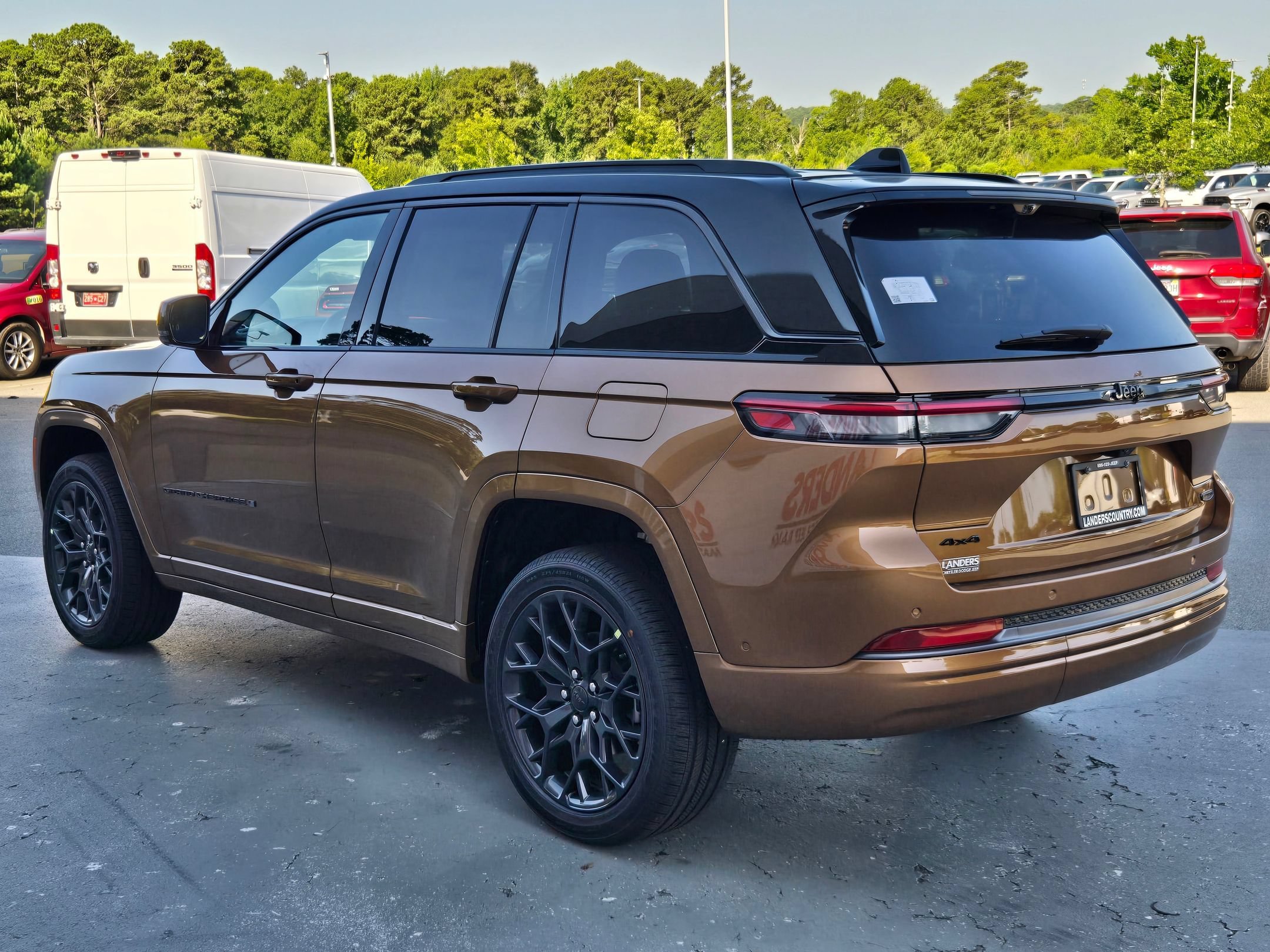 New 2026 Copper Shino Metallic Clear-Coat Exterior Paint Jeep Summit image 5