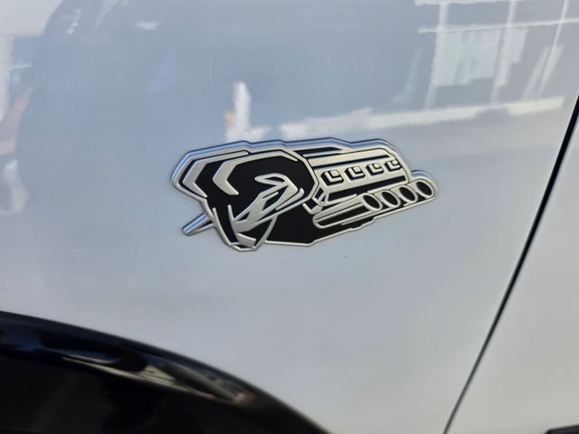 New 2026 Bright White Clear-Coat Exterior Paint RAM Big Horn/Lone Star image 10
