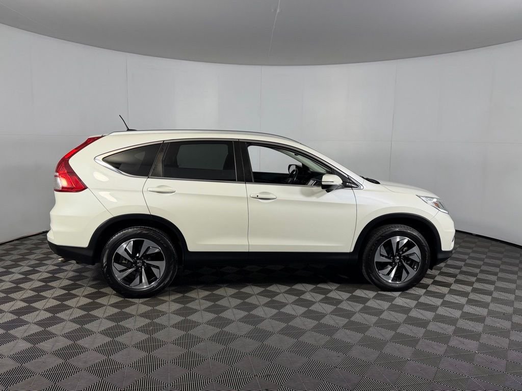 Used 2016 White Honda Touring image 4