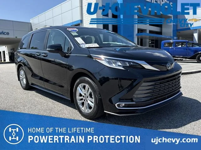 2025 Toyota Sienna Limited