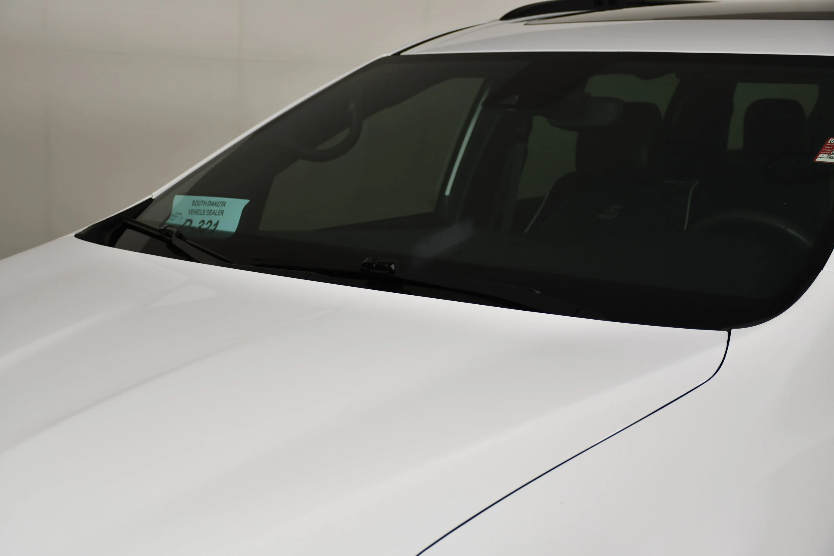Used 2025 Bright White Clearcoat Chrysler Limited image 12