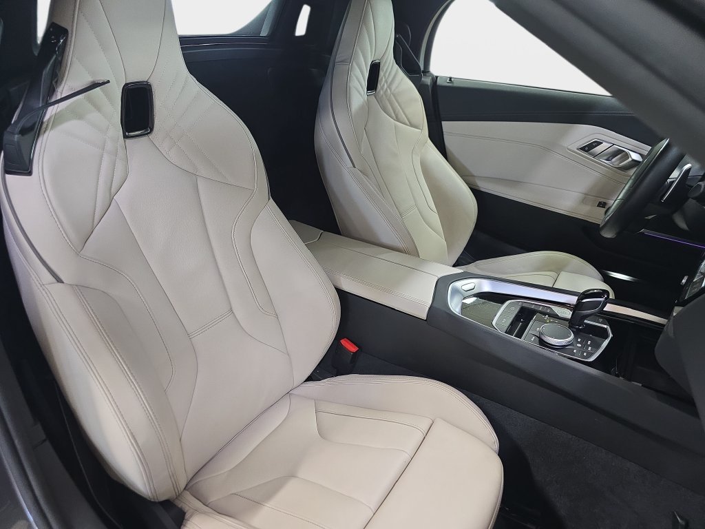 Certified Used 2025 Skyscraper Grey Metallic BMW sDrive M40i image 16