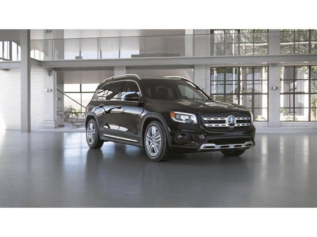 Certified Used 2023 Night Black Mercedes-Benz GLB 250 4MATIC® image 11