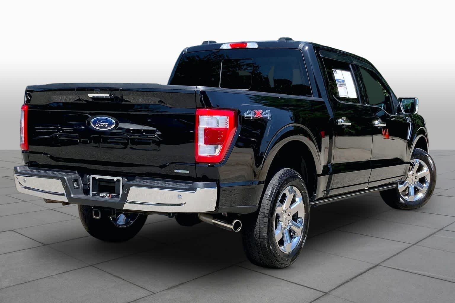 Used 2023 Agate Black Metallic Ford LARIAT image 13
