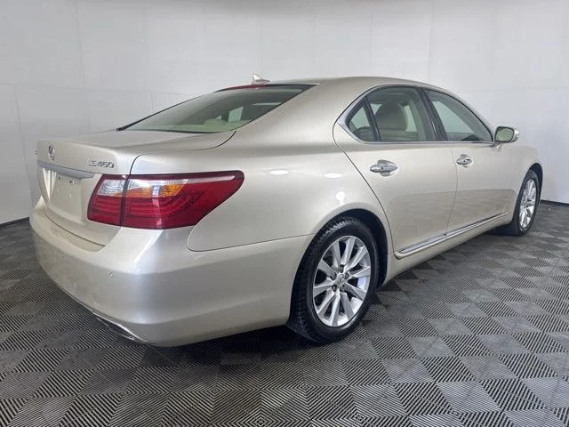 Used 2010 Satin Cashmere Metallic Lexus 460 image 3