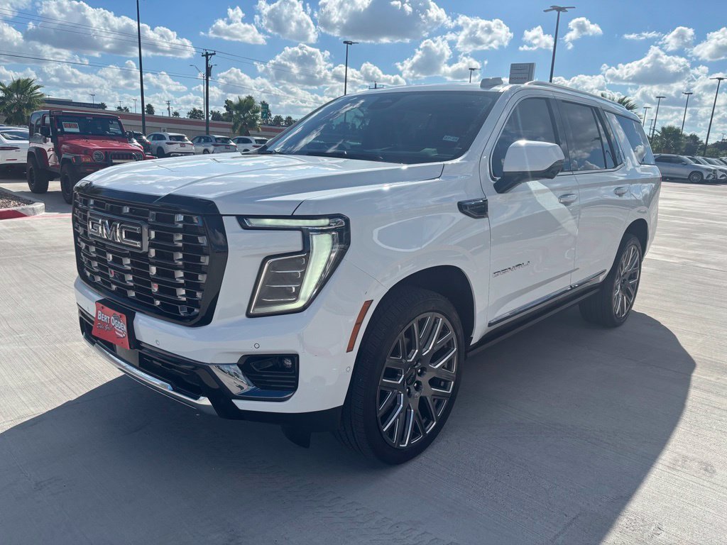 Used 2026 White GMC Denali Ultimate image 3