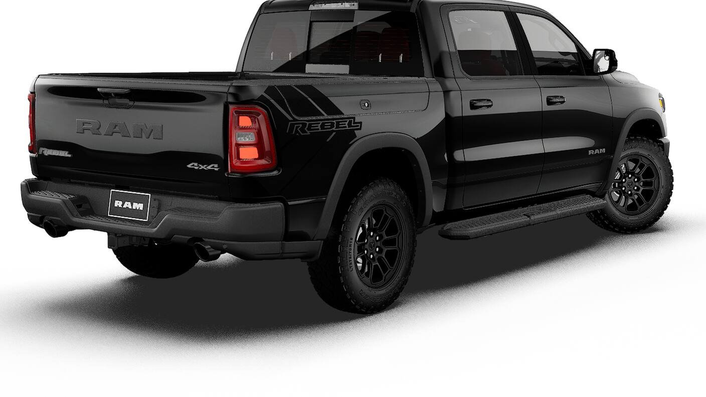 New 2027 Diamond Black Crystal Pearl-Coat Exterior Paint RAM 4WD CREW 5