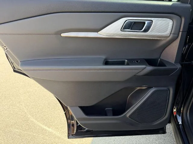 New 2026 Agate Black Metallic Ford Active image 17