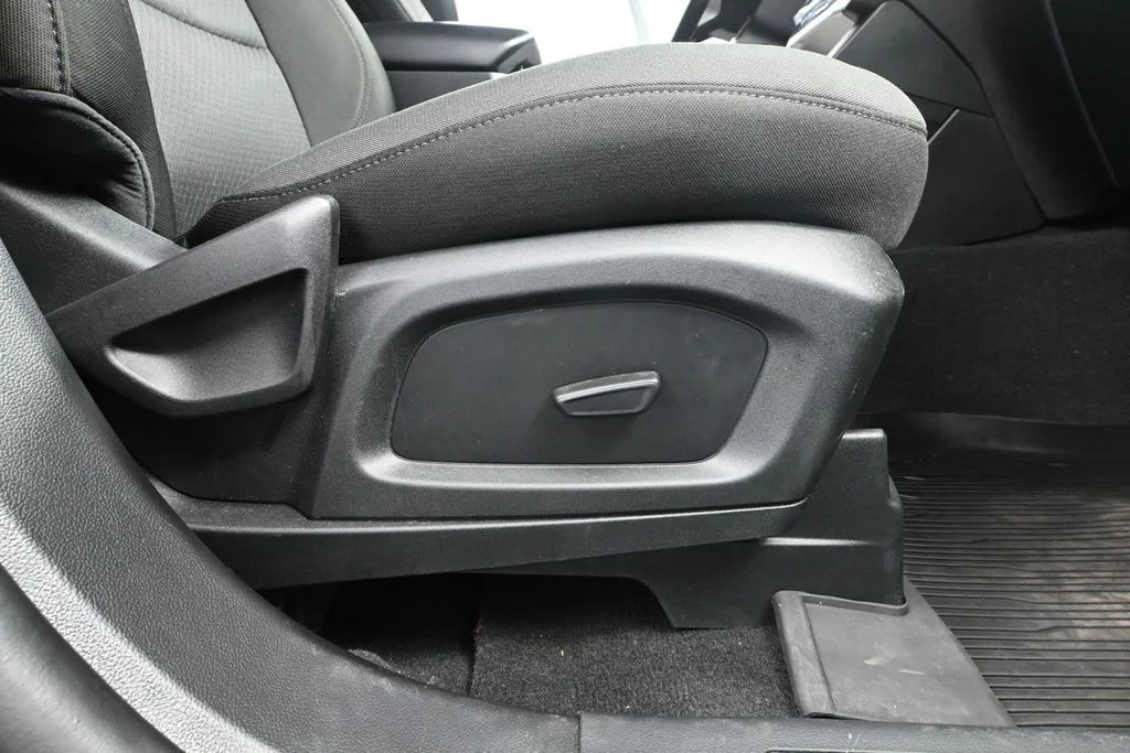 2023 Ford Explorer XLT - Photo 47
