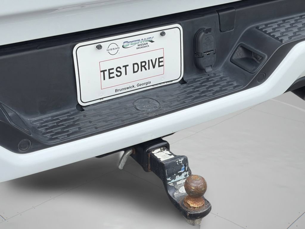 Used 2025 White Ram Big Horn/Lone Star image 31