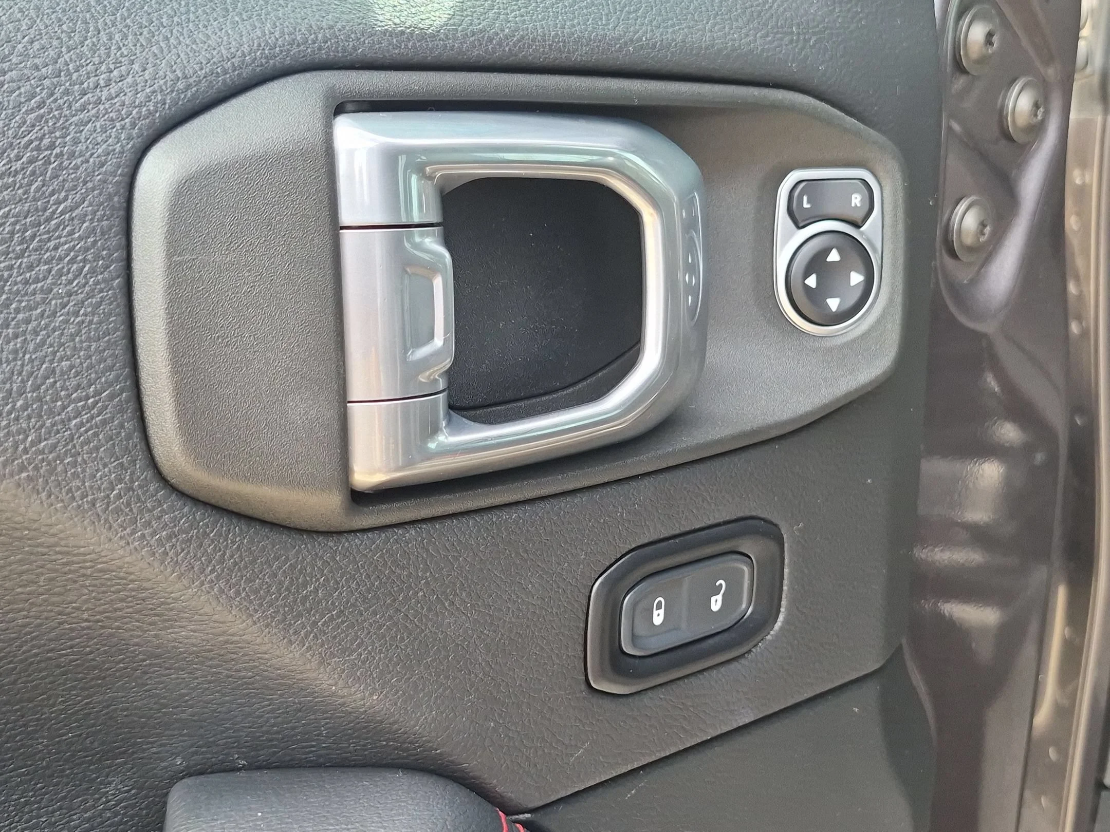 Used 2021 Gray Jeep Unlimited Rubicon image 12