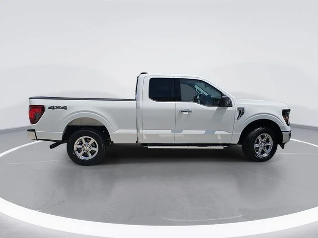 Used 2024 White Ford XLT image 6