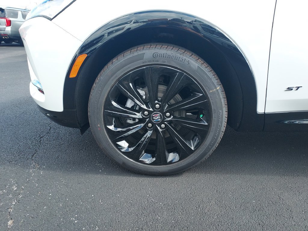 New 2026 Summit White Buick Sport Touring image 10