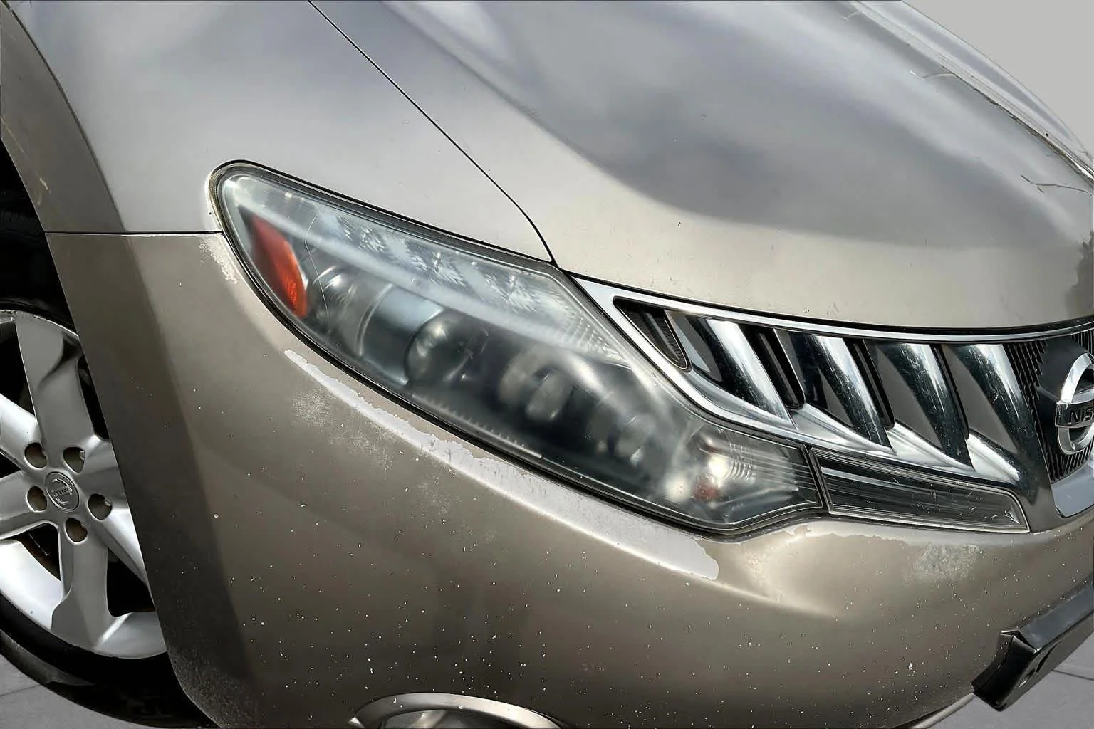 Used 2009 Platinum Graphite Nissan SL image 27